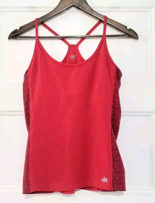 Camiseta sin mangas Alo Cool Fit para mujer S roja espalda deportiva yoga elástica fruncida estampada laterales Foto 1 de 4