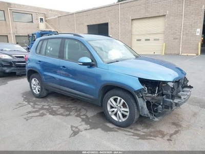 BLUE RIGHT FENDER 2009-2017 VOLKSWAGEN TIGUAN - Изображение 1 из 4