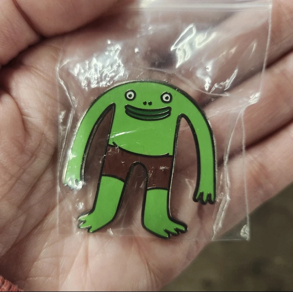 2025 SMILING FRIENDS MR FROG PIN COMIC CON EXCLUSIVE - NEW SHIPS FAST - Image 1 of 1