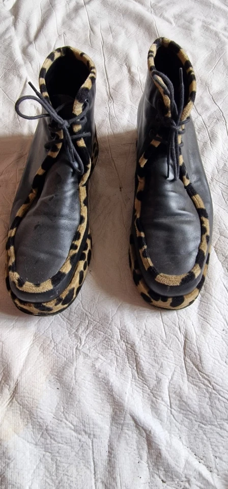 Bottines Sanche de la Rosa T 39,5 cuir marron - Photo 1/4