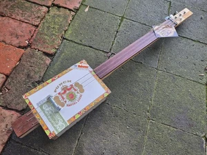 CIGAR BOX GUITAR - 3- STRING- HAND CRAFTED BY SALTY DOG - Picture 1 of 9
