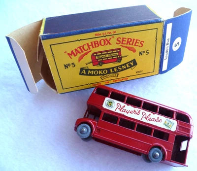 Matchbox Moko Lesney #5c London Bus "Players Please" 1961 England C Box - Image 1 of 4