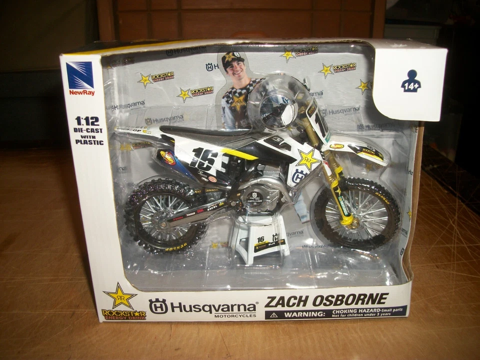 NEW RAY 58243 ROCKSTAR HUSQVARNA FC450 ZACH OSBORNE RACING BIKE 1/12 #16 WHITE - Image 1 of 4