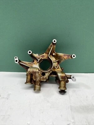 2004-2011 Nissan Armada 5.6L OEM Front Engine Oil Pump 15010-7S00A - Image 1 of 4