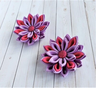 Pinza para el pelo flor rosa lavanda. Accesorio pinza pelo morado Kanzashi. Foto 1 de 4