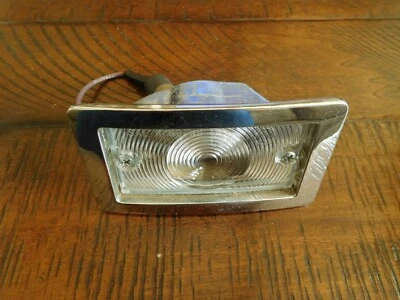 Plymouth Belvedere 1966 camioneta satelital nueva luz de reversa 2575341 Mopar Foto 1 de 4