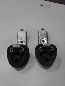 05-13 Corvette C6 Exhaust Bracket Insulator Hanger set pair Used 6078-3 - Bild 1 von 6