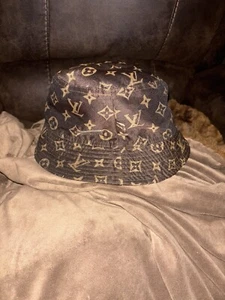 Louis Vuitton Bucket Hat - Picture 1 of 6