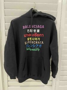 Regular Size S Balenciaga Hoodies & Sweatshirts for Men for Sale Regular Size S Balenciaga Hoodies & Sweatshirts for Men for Sale