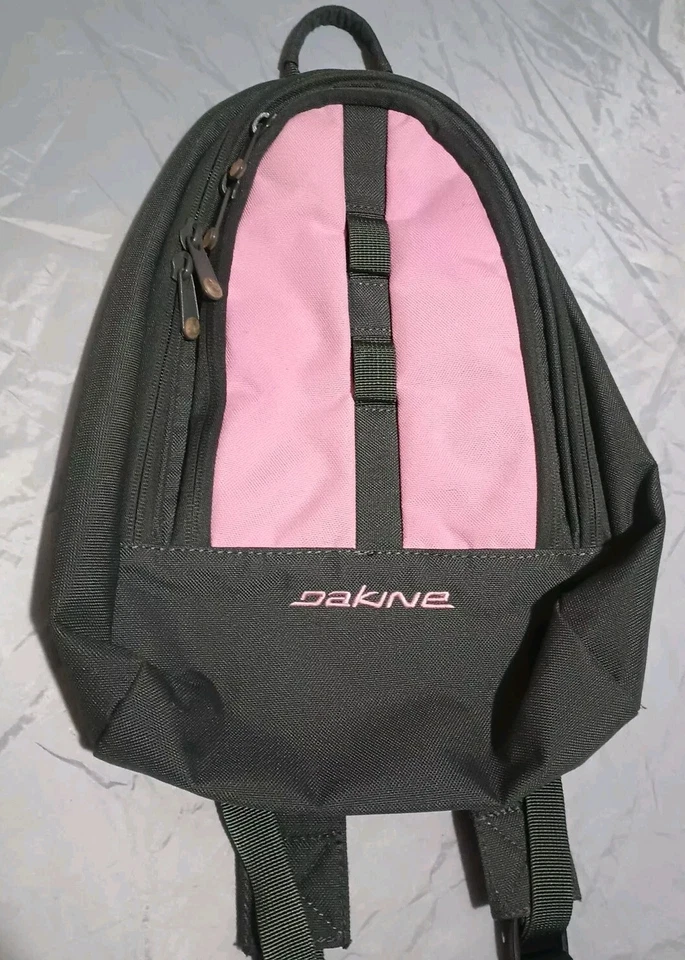 Dakine Mochila Cartera Mujer Cosmo Rosa 6.5L Foto 1 de 4