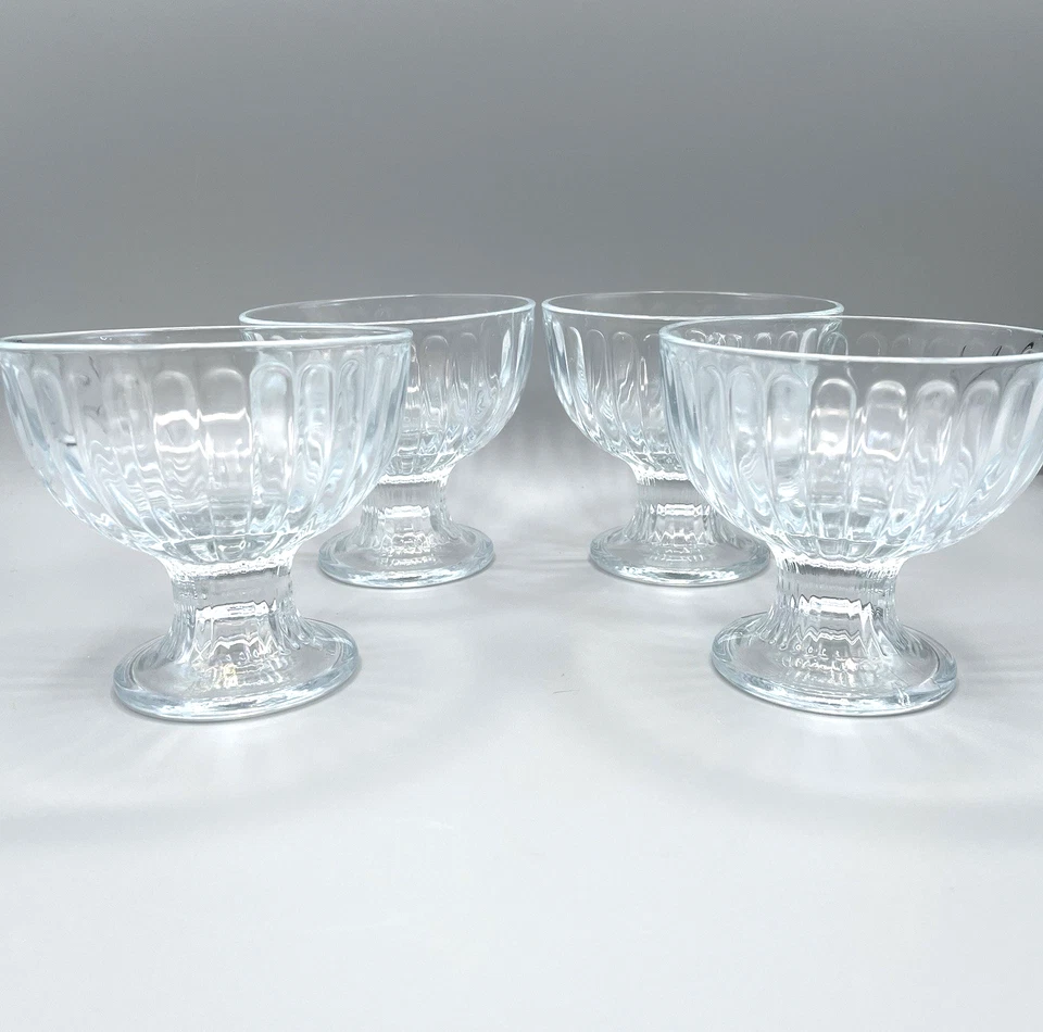 Juego de tazas de postre acanaladas Anchor Hocking de colección de 4 patas de vidrio Sherbets EE. UU. Foto 1 de 4