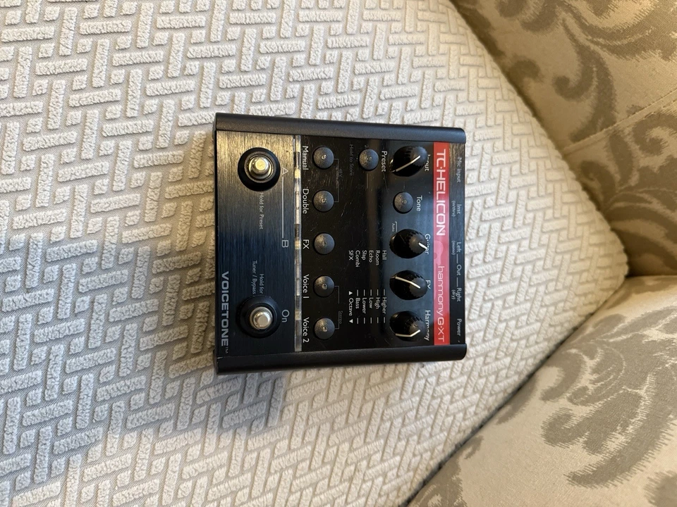 TC Helicon Harmony GXT Foto 1 de 4