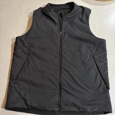 Lululemon Men’s Gilet Vest Black Size XL Full Zip Activewear - Image 1 of 4