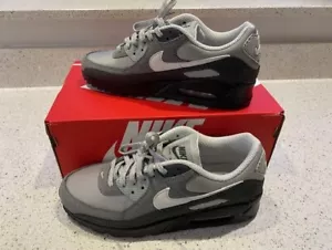 Nike Air Max 90 antracite/riflettenti - nuove TAGLIA 7 UK (TAGLIA SBAGLIATA ORDINATA - Foto 1 di 5