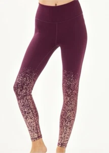 Lilly Pulitzer Luxletic Weekender High Rise Legging In Cabernet Berry size large - Picture 1 of 11