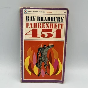 Fahrenheit 451 by Ray Bradbury • Ballantine Bal-Hi • 1972 • Paperback - Foto 1 di 4