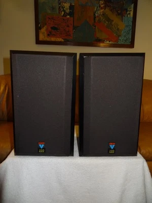 Altavoces de estantería Bowers & Wilkins B&W V201 serie 200 Foto 1 de 4