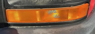 Luz de estacionamiento/esquina del conductor debajo de los faros para furgoneta Express 2500 03-23 855561 Foto 1 de 4