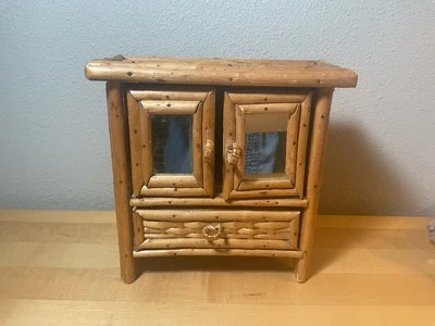 Espejo armario pequeño de bambú/mimbre con cajones Foto 1 de 4