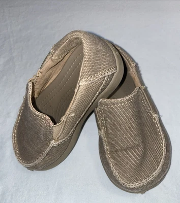 Холщовые туфли-слипоны Crocs для малышей | Santa Cruz размер C 7 | коричневые холщовые - Изображение 1 из 4