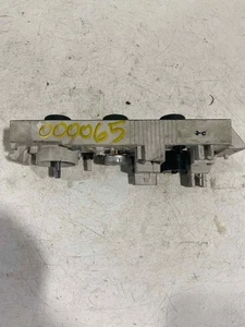 08-24 GMC VAN SAVANA 2500 Temperature Heat AC Control - Picture 1 of 5