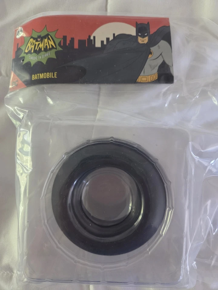 Fanhome Build The 1966 Batimóvil TV Batman Coche Escala 1/8 Modelo Kit Edición 46 Foto 1 de 1