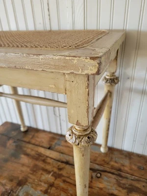 OHMY ~ старинный французский CHIPPY сливочный страны резной деревянный трости скамейка ~ табурет ~ стол - Изображение 1 из 4