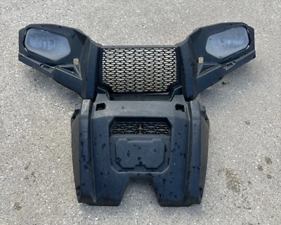 Parrilla de parachoques delantero Polaris Sportsman 500 HO 2011 Foto 1 de 4