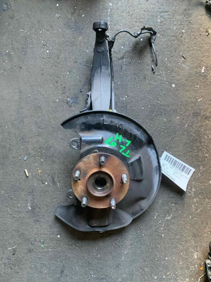 Conjunto de nudillo de husillo de conductor delantero izquierdo Acura TL 2004-2008 usado. Foto 1 de 1