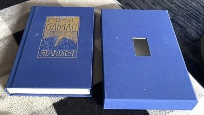 ПОДАРОЧНОЕ ИЗДАНИЕ STARDUST Deluxe подписанный ограниченный выпуск Нил Гейман новый 2000 куб. см - Изображение 1 из 3
