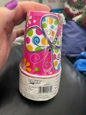 Butterfly Sparkle Paper Cups 9oz 8ct New!!! - Image 1 of 2