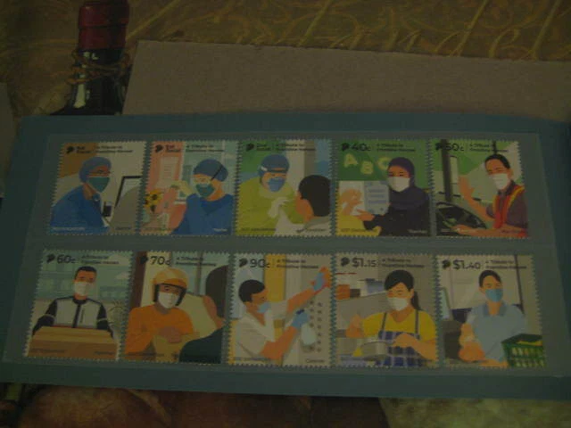 2021 Singapore Set of 10 Stamps on "A Tribute to Frontline Heroes" - Ltd Edn - Image 1 of 1