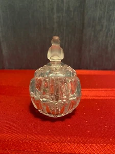 Hofbauer Germany Bleikristall Byrdes eiförmige Schmuckschatulle mattierter Vogel auf Deckel - Bild 1 von 5