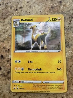 Boltund 076/202 Swsh01: Sword & Shield Holo - Image 1 of 2