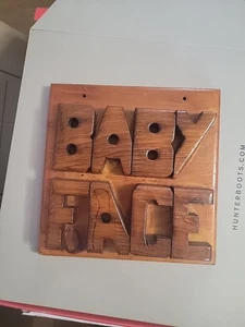 Individuelle Handarbeit Deko Baby Gesicht Worte Form Holz Handwerk Ausschnitt Wandbehang - Bild 1 von 7