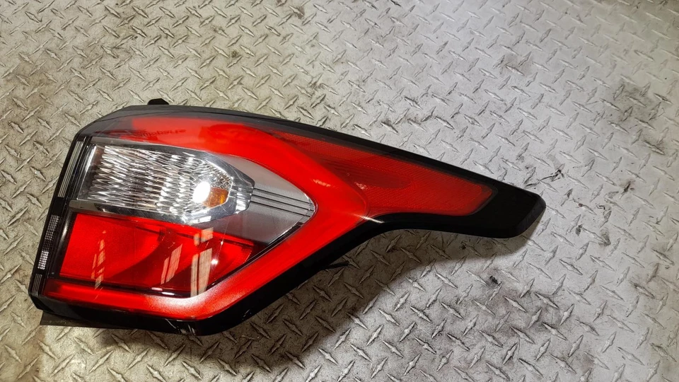 JZJ FORD ESCAPE RIGHT TAILLIGHT ZG, IN BODY, LED TYPE, 09/16-05/20 - image 1 of 4