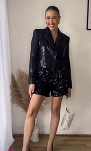 ZARA WOMAN NEU MIT ETIKETT FW23 SCHWARZ PAILLETTEN HIGH-WAIST BERMUDA SHORTS GRÖSSE M 4387/292 - Bild 1 von 6