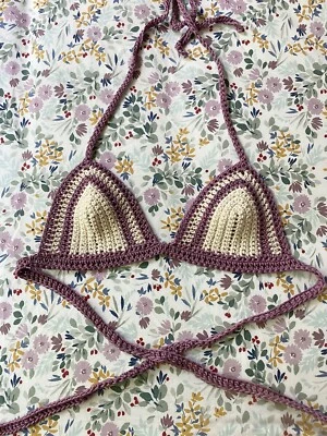 Sujetador de bikini de ganchillo de algodón morado Foto 1 de 3