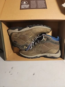 Women's 8M Timberland  MT. MADDSEN Waterproof Mid Grey Leather Hiking Boots - Picture 1 of 15