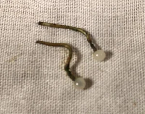 VINTAGE BARBIE ORIGINAL PEARL EARRINGS NON HYPO ALLERGENIC - Picture 1 of 1