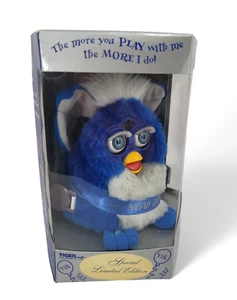 Vintage 2000 Furby Y2K Special Limited Edition Blue Gray NIB Tiger Hasbro - Picture 1 of 5