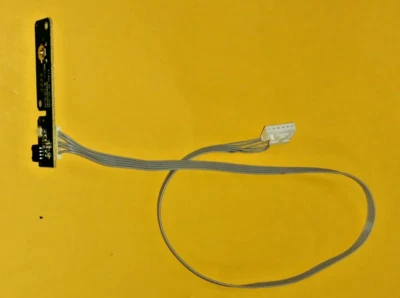 Botón de encendido sensor IR Westinghouse WR50UT4212 Foto 1 de 4