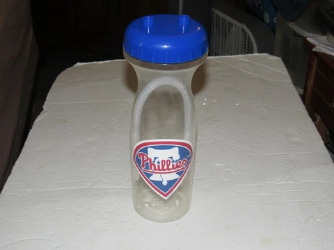 NEW Travel Mug WITH STRAW Philadelphia Phillies Cover