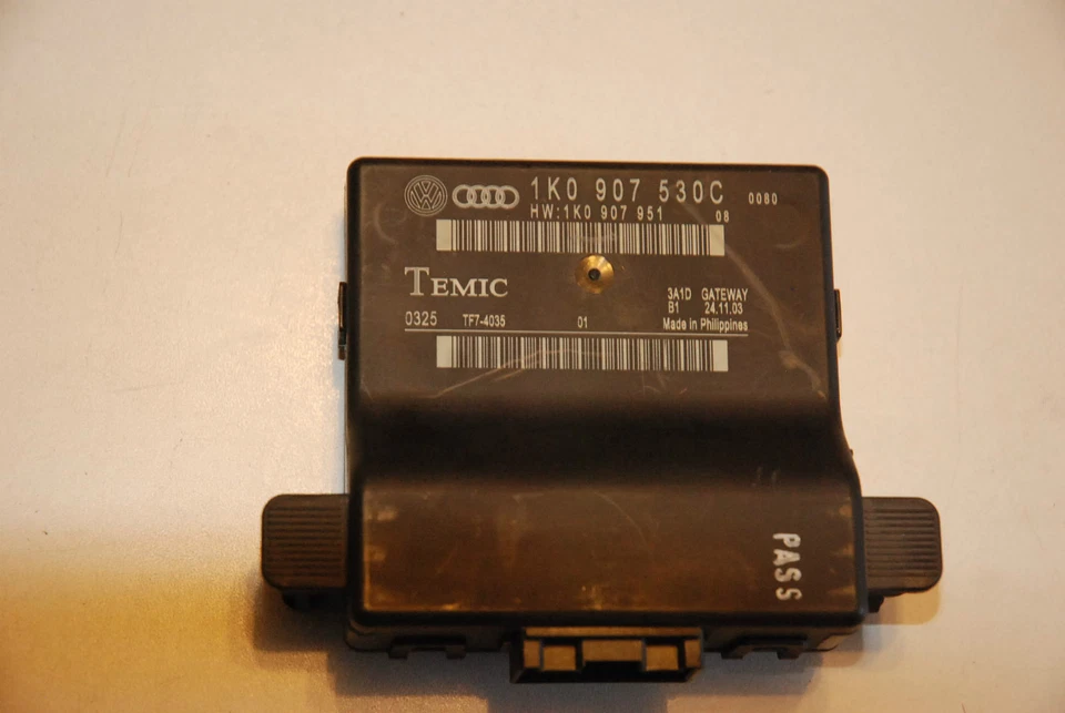 Volkswagen Golf mk5, módulo de interfaz puerta de enlace CADDY 1K0907530C  Foto 1 de 2