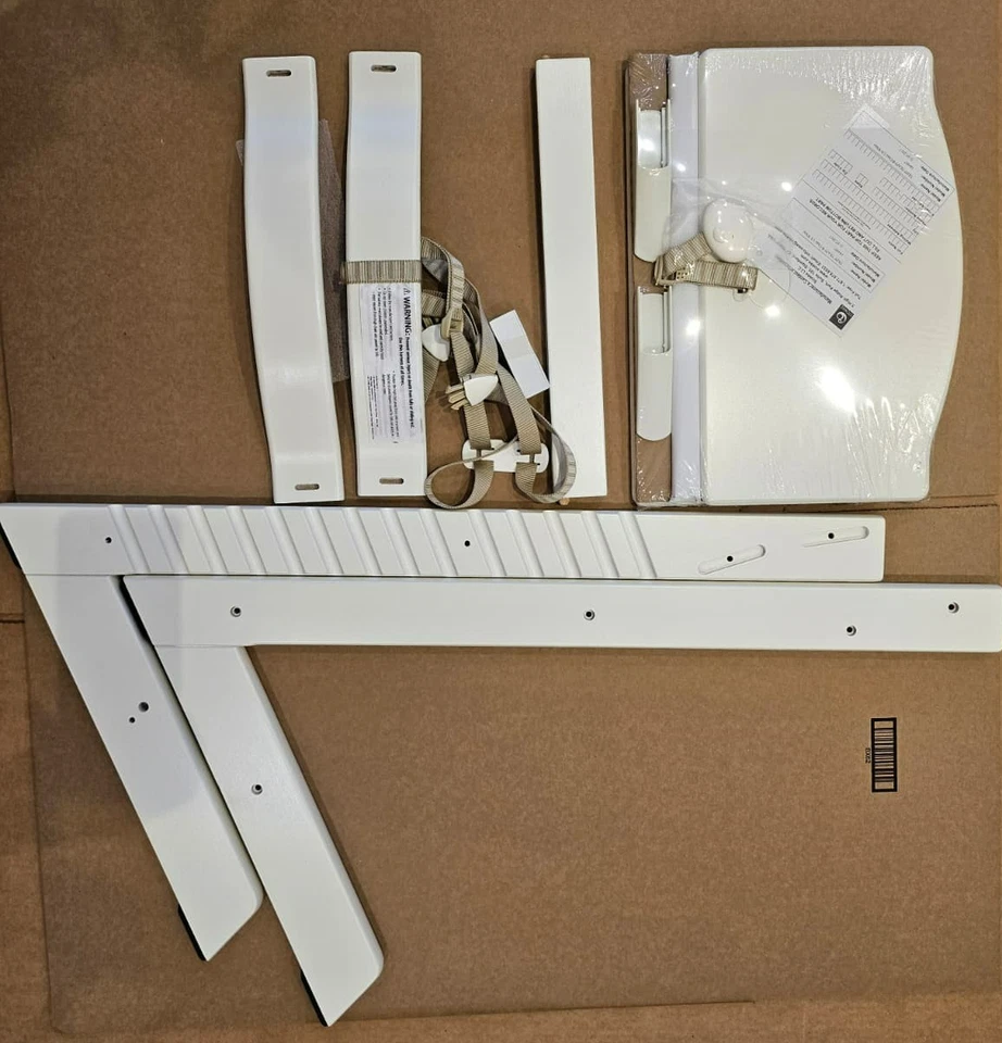 SILLA STOKKE TRIPP TRAPP BLANCA EXCELENTE ESTADO USADA USADA EN EXCELENTE ESTADO 4 Foto 1 de 1