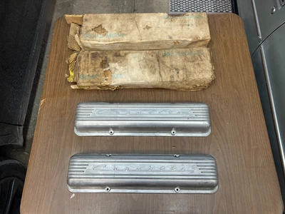 NOS 1959-67 CHEVY CORVETTE 7 FINNED ALUMINUM VALVE COVERS 3767493 GM NCRS RARE - Image 1 of 4