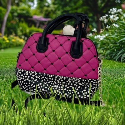 Bolso de Mano Betsey Johnson RARO💓NUEVO ACOLCHADO ROSA INTENSO/LUNARES Borla Cartera Foto 1 de 4