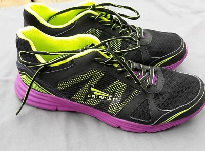 Легкие беговые кроссовки Catapult Conquer черные/пурпурные/лаймовые женские туфли размер 10 - Изображение 1 из 4
