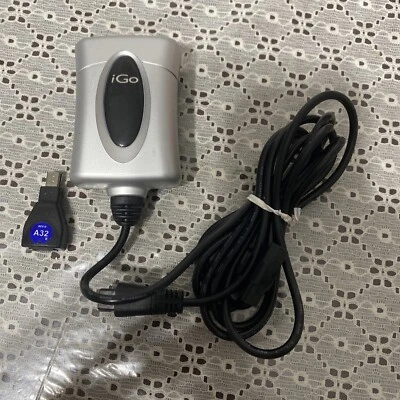 iGo 6630043-0326 AC Adapter Switching Power Supply  4.2-5.9V 0.75A With A32 Tip - Image 1 of 4