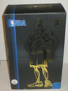 DWYANE WADE UPPER DECK ALL STAR VINYL FIGURE "Black Edition" Limited to 250 - Picture 1 of 8